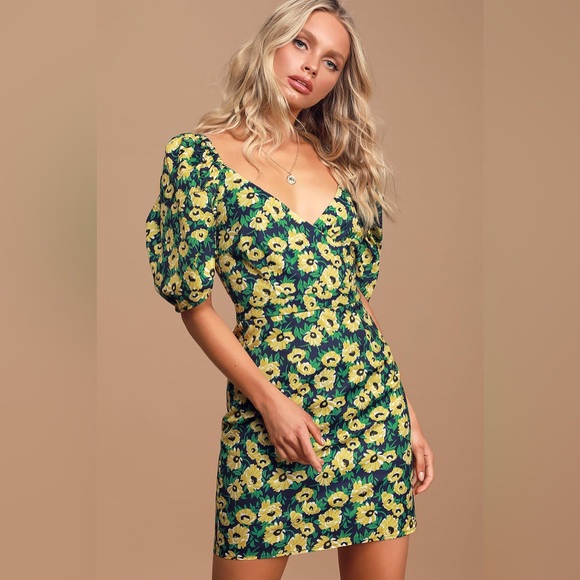 Floral Inclusive Navy Blue Floral Print Puff Sleeve Mini Dress 🌼 - Picture 3 of 7